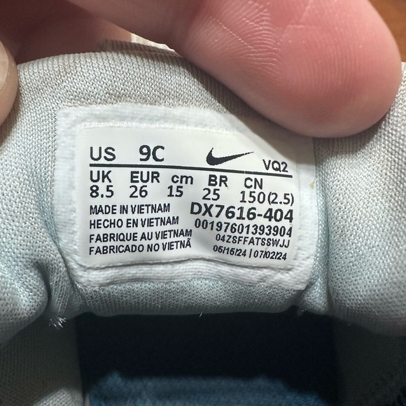 Nike Kids Sneakers - Blue and Gray - Picture 8 of 10
